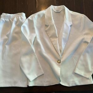 Elegant White Blazer for Women